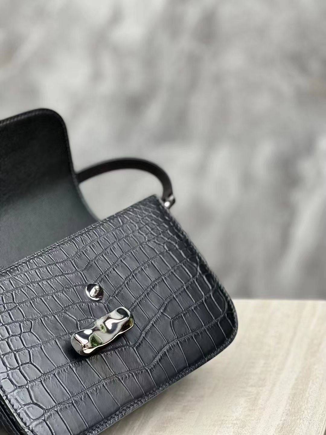 Genuine Crocodile Leather Womens Square Messenger Bag Black