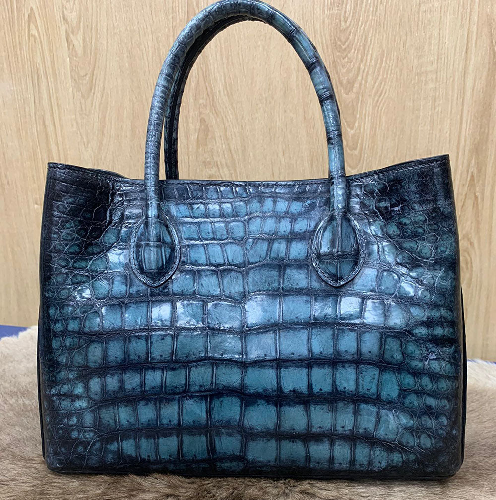Rossie Viren vintage crocodile leather handbag with top handle, shoulder strap, tote style, 30cm size, features a classic design.