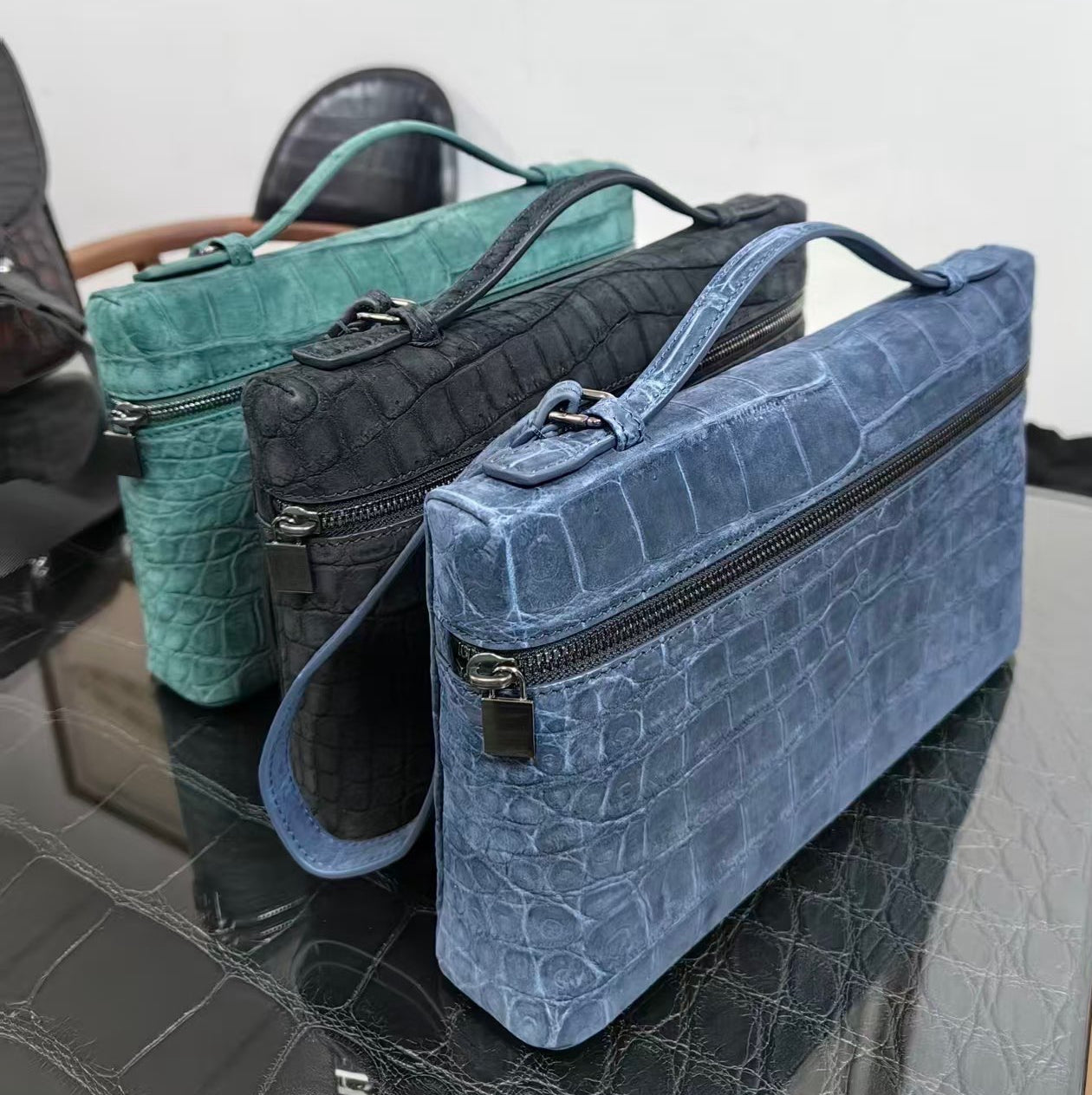 Unisex Nubuck Genuine Crocodile Skin Leather Zipper Handle Clutch Bag