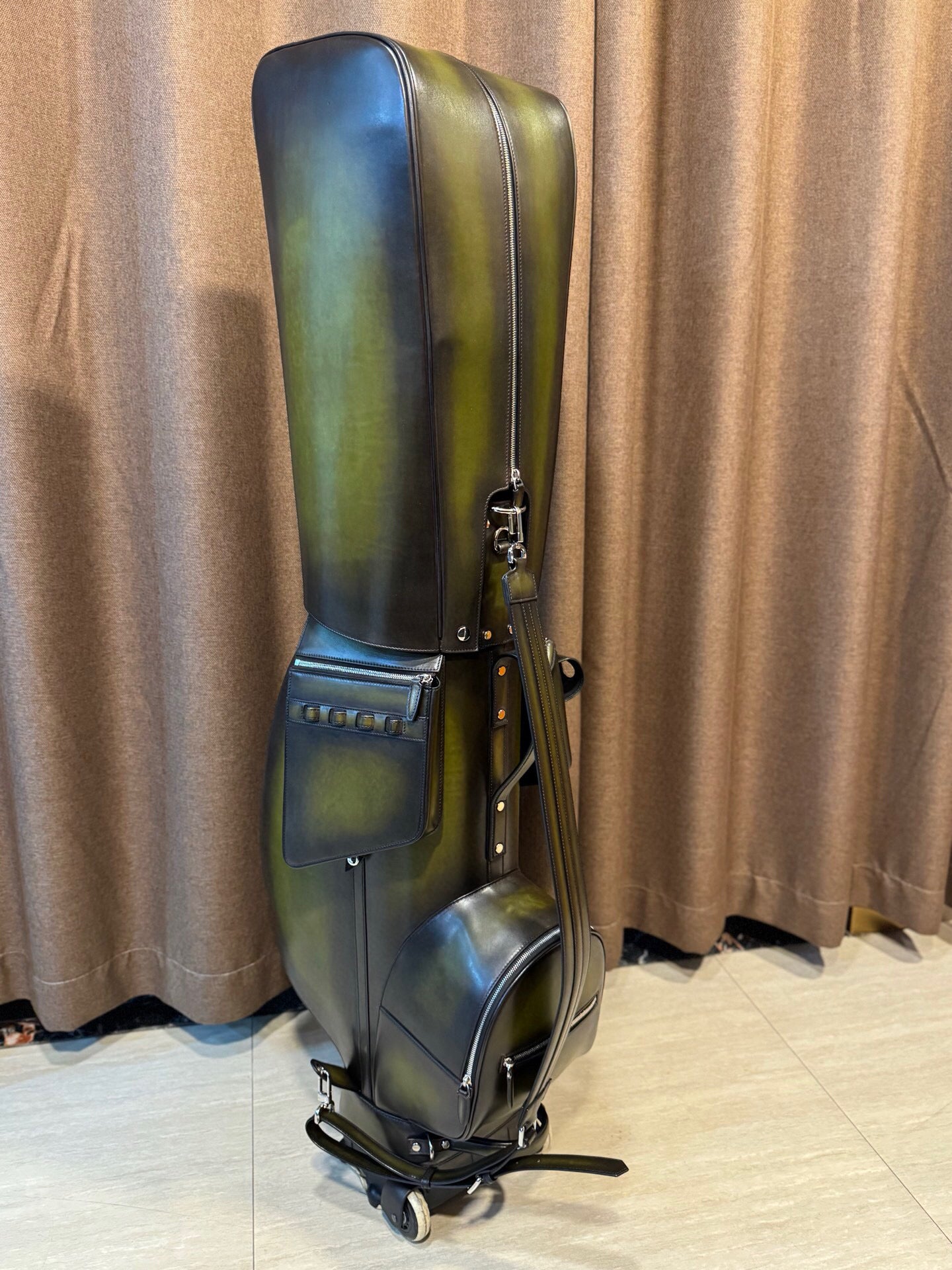 Golf Bags ,Golf Sets , Golf Cart Bags & Golf Stand Bags Leather