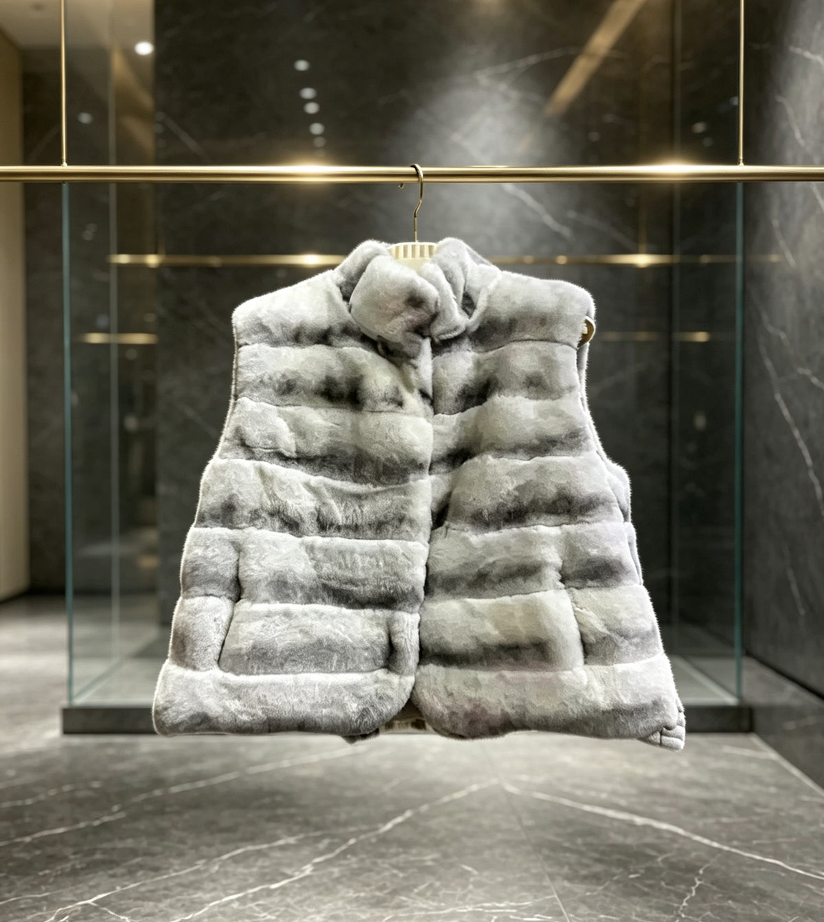Unisex Chinchilla Dyed Rex Rabbit Fur Vest