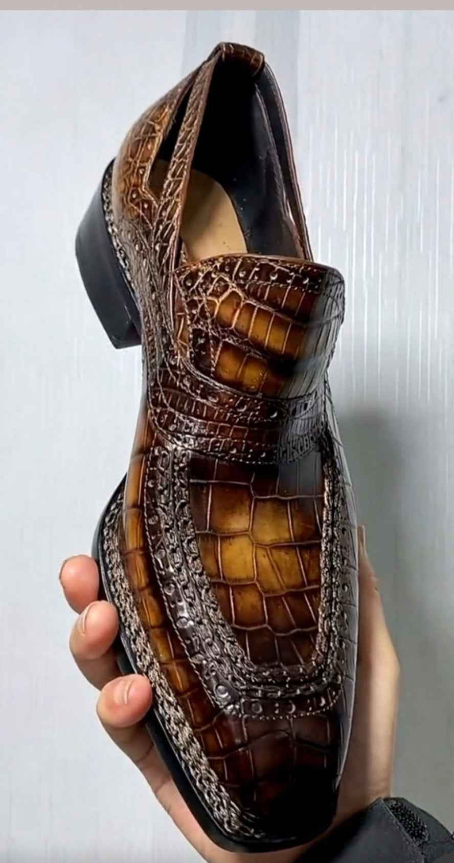 Crocodile Shoes, Vintage Brown Crocodile Leather Norwegian Sewn Dress Loafer Shoes