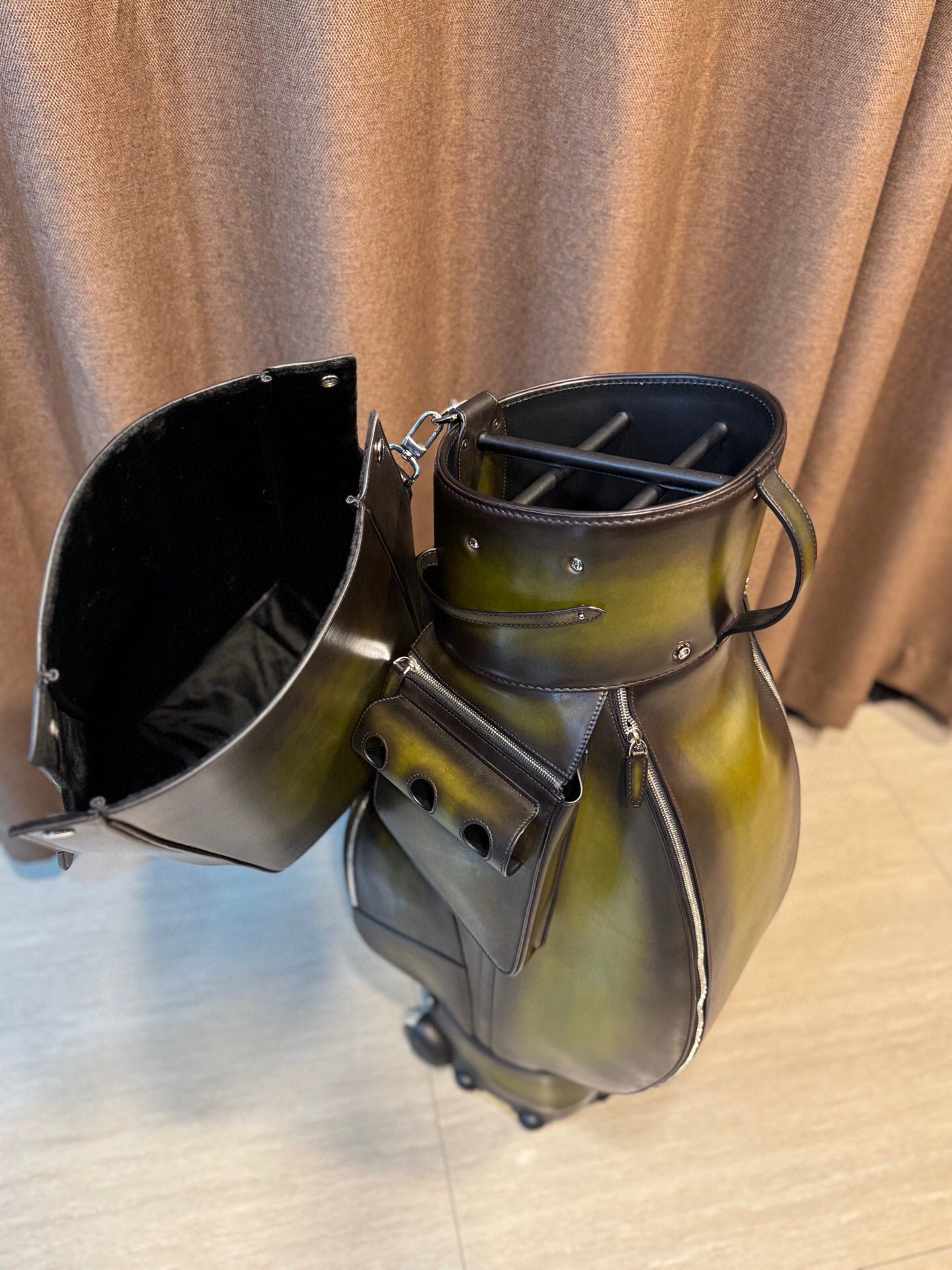 Golf Bags ,Golf Sets , Golf Cart Bags & Golf Stand Bags Leather