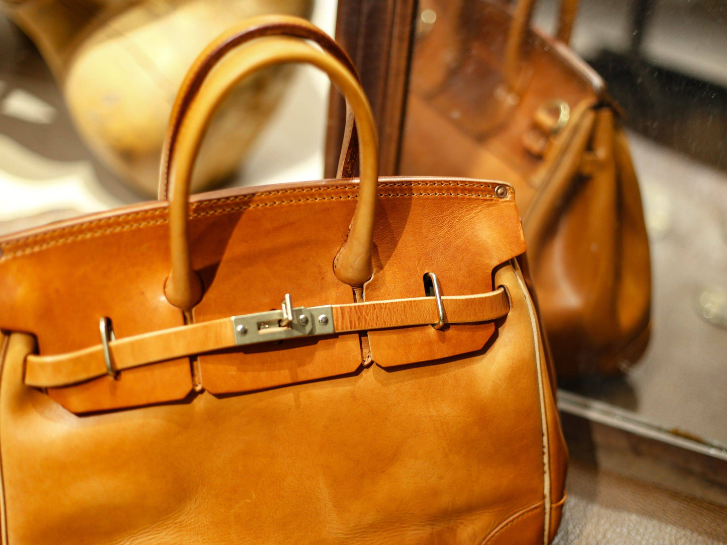 Rossie Viren Women's Unisex Genuine Vintage Vegetable Tanned Leather Satchel Flap Buckle Bag