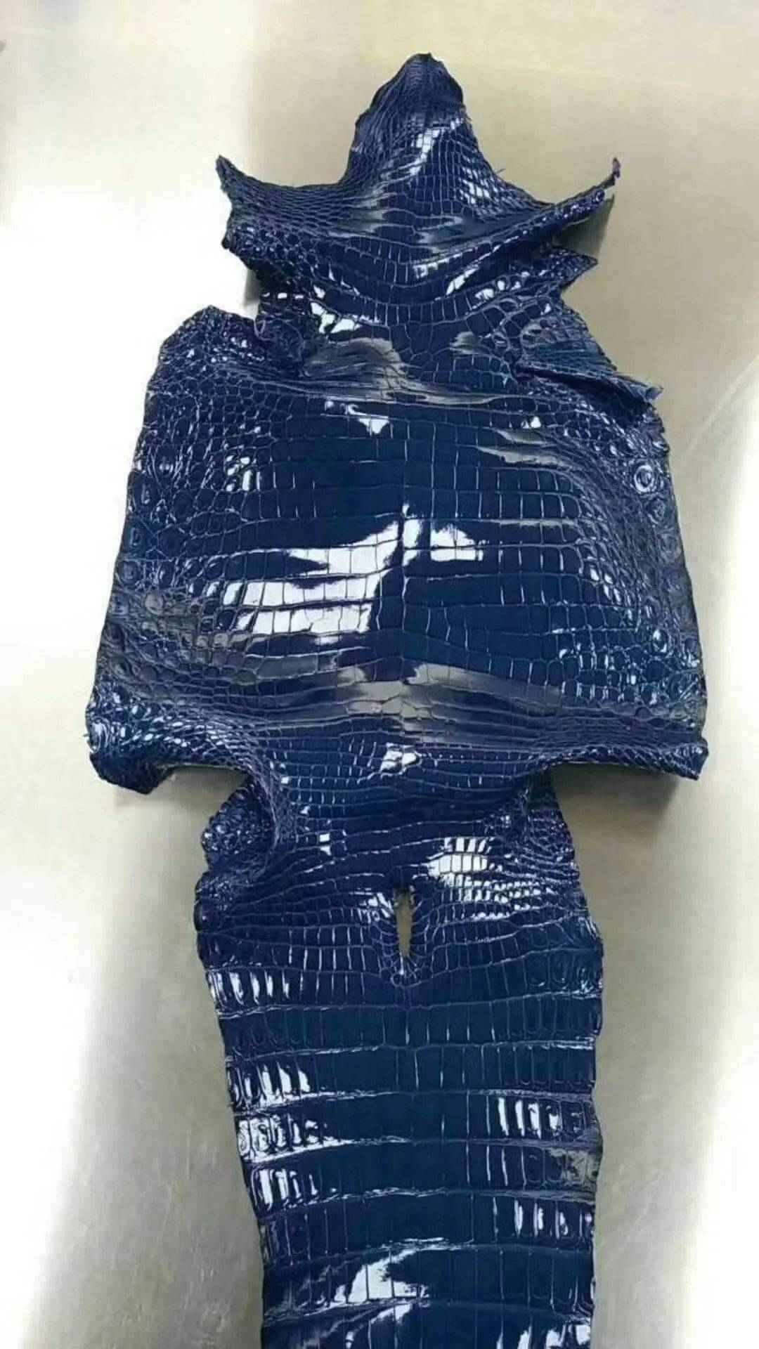 Crocodile Skin Belly Leather Colorway