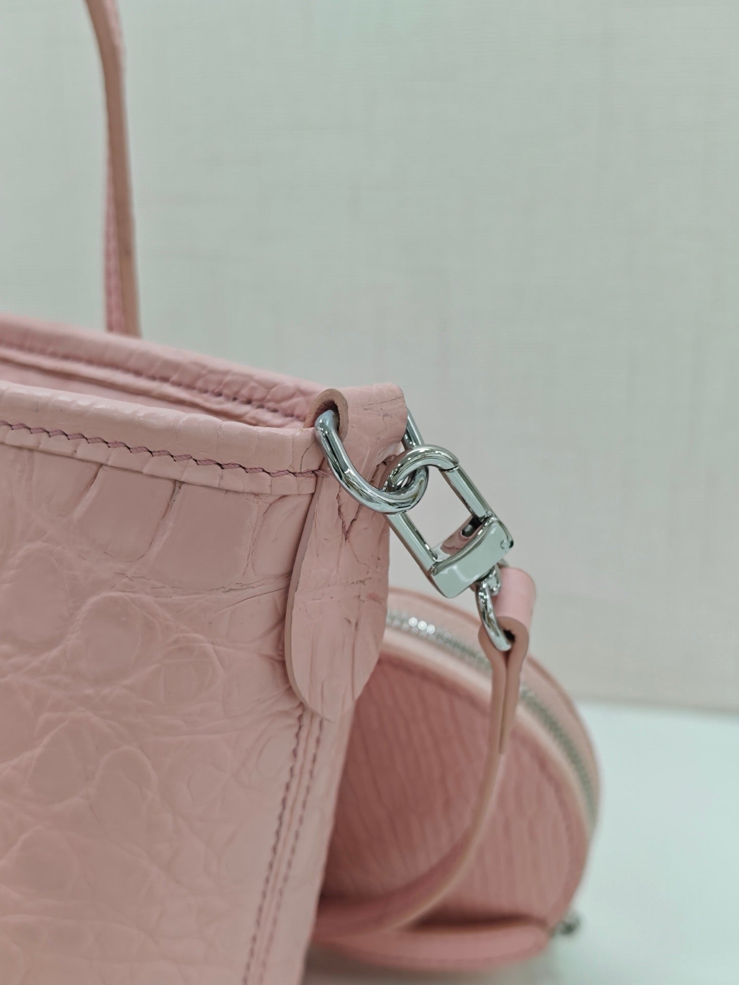 Women's Crocodile Leather Top Handle Bag With Small Round Pouch