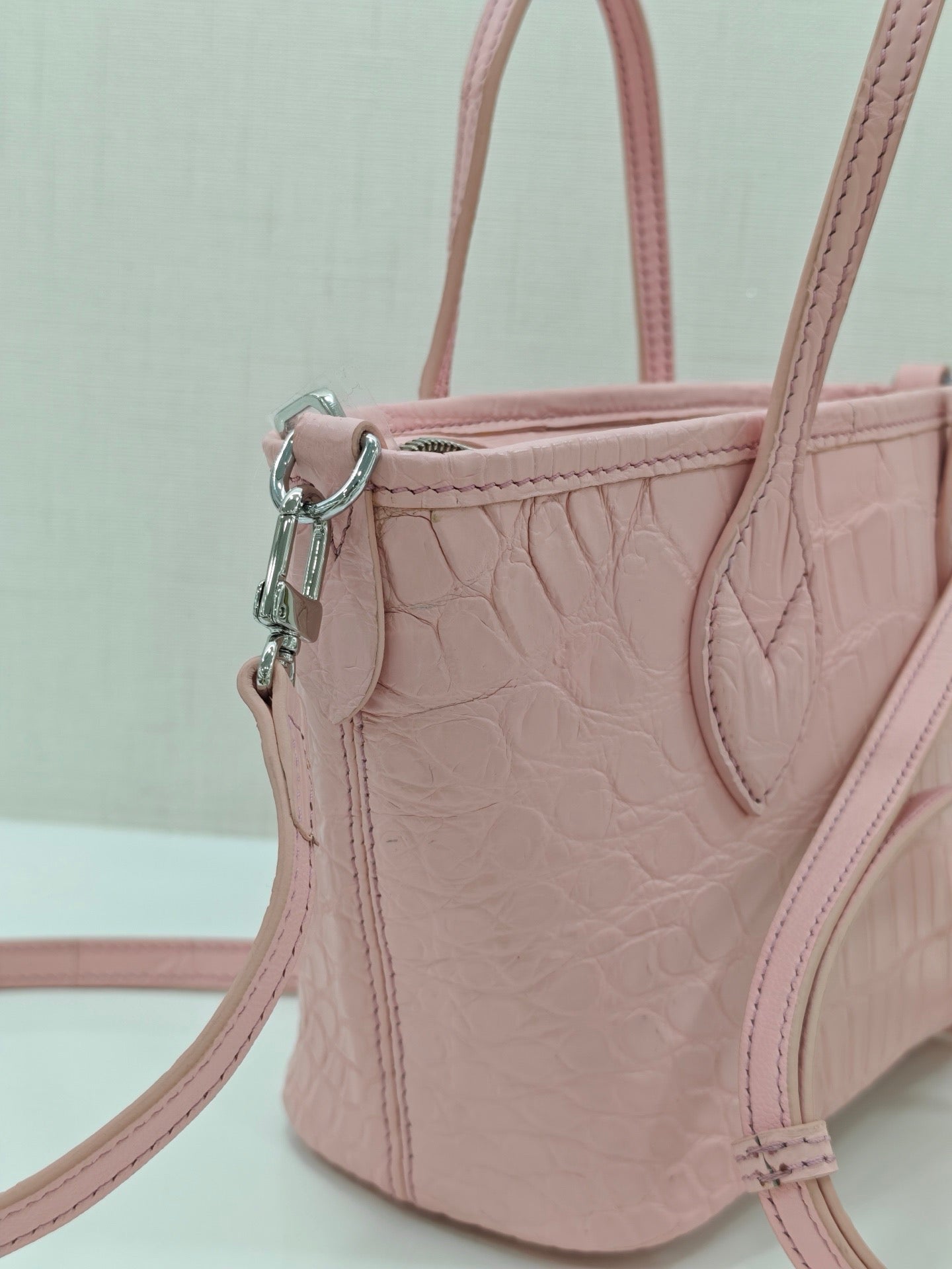 Women's Crocodile Leather Top Handle Bag With Small Round Pouch