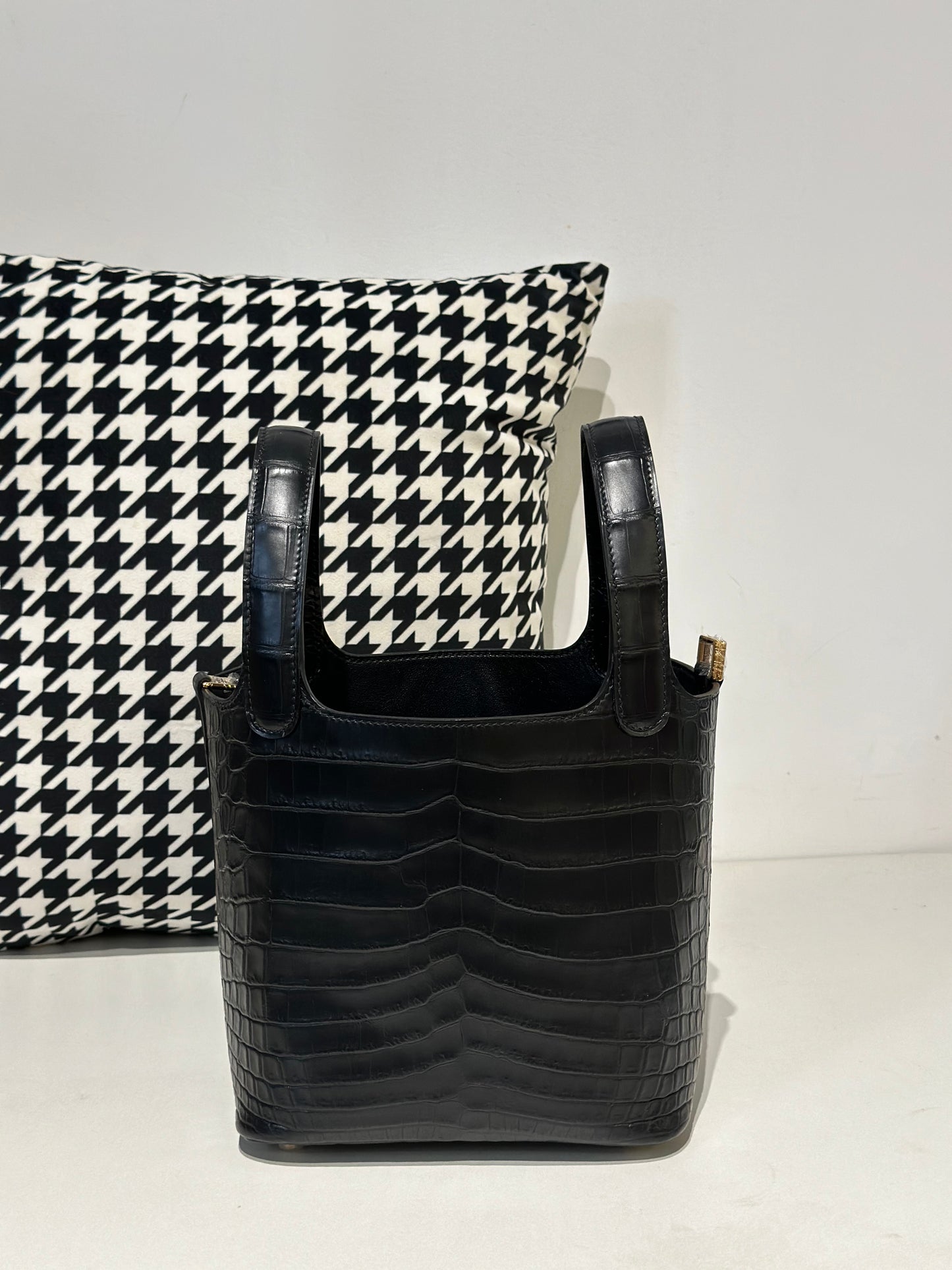 Women's Matt Genuine Crocodile Skin Leather Small Cross Body Bag Black