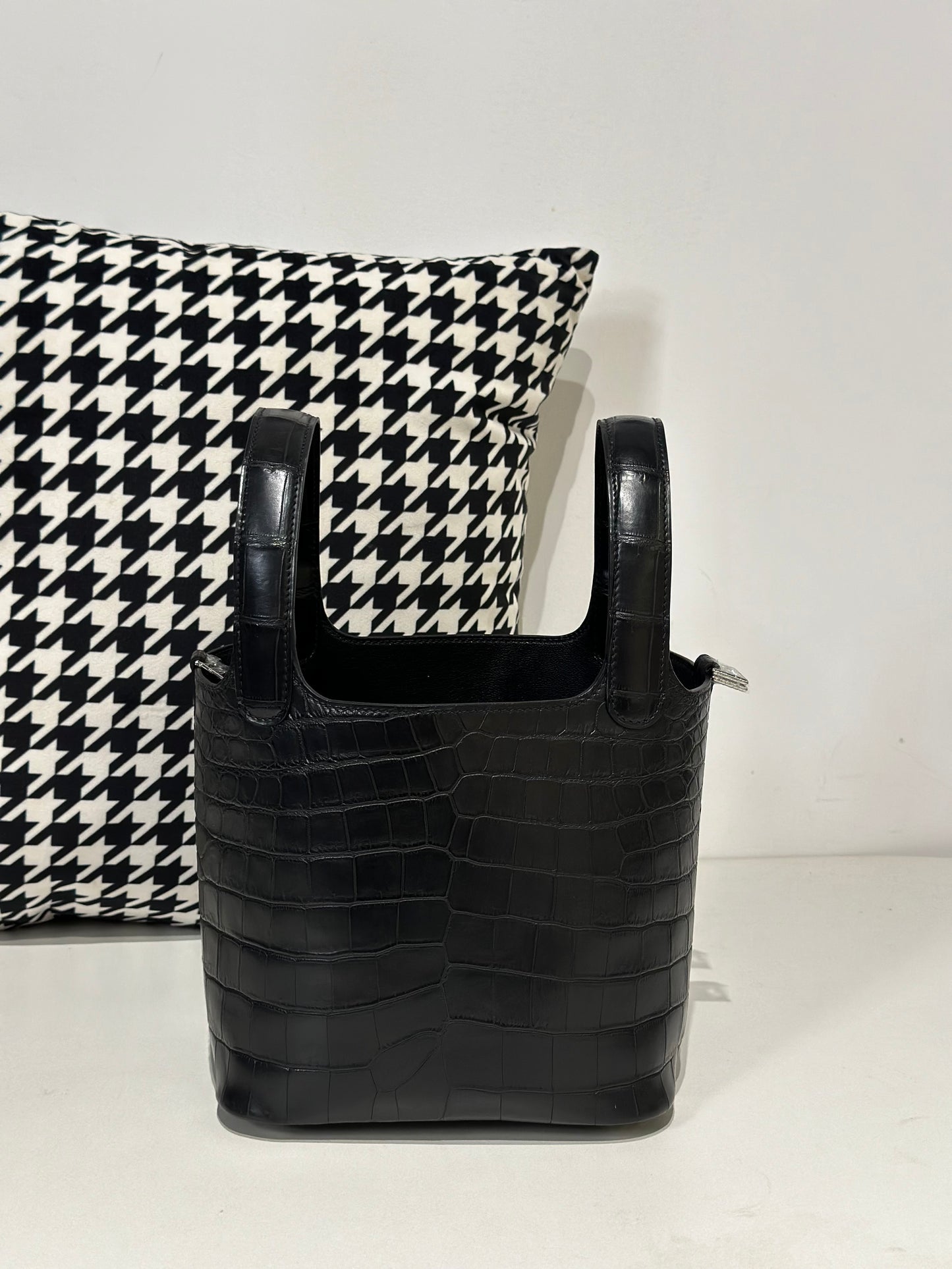 Women's Matt Genuine Crocodile Skin Leather Small Cross Body Bag Black