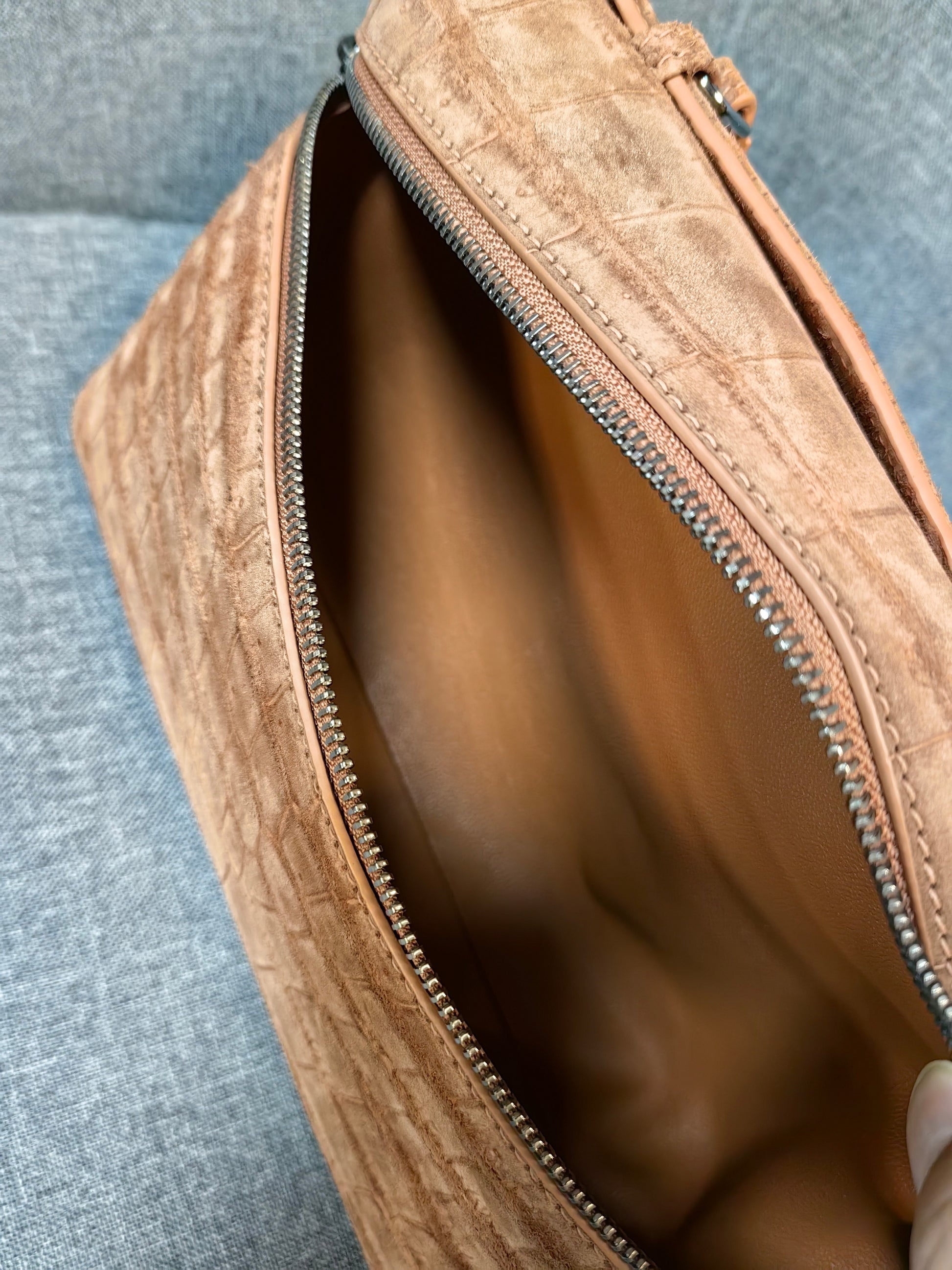 Unisex Nubuck Genuine Crocodile Skin Leather Zipper Handle Clutch Bag