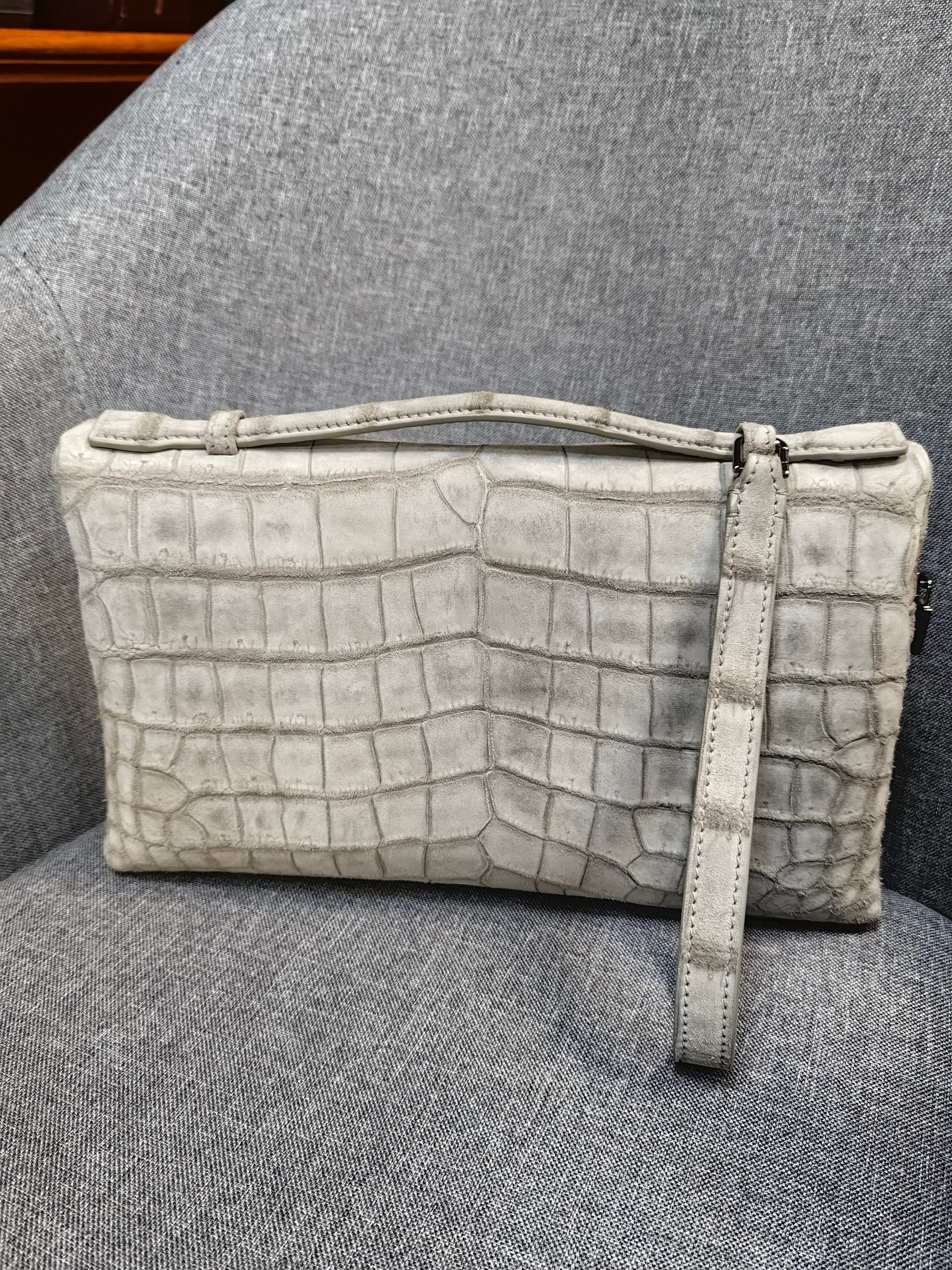 Preorder Unisex Nubuck Genuine Crocodile Skin Leather Zipper Handle Clutch Bag Beige