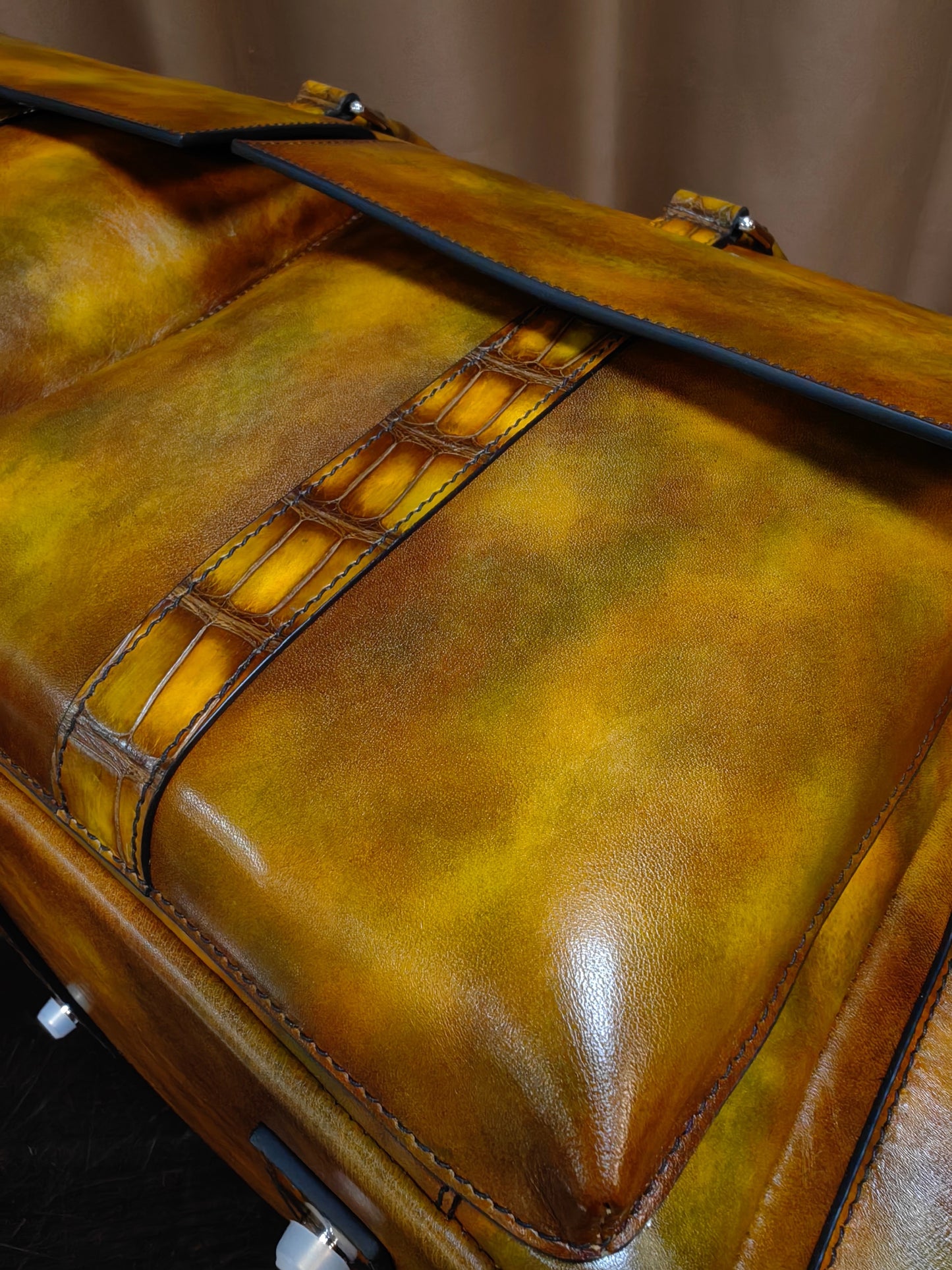 Unisex Ex Large Vintage Leather Travel Duffle Bag Vintage Brown