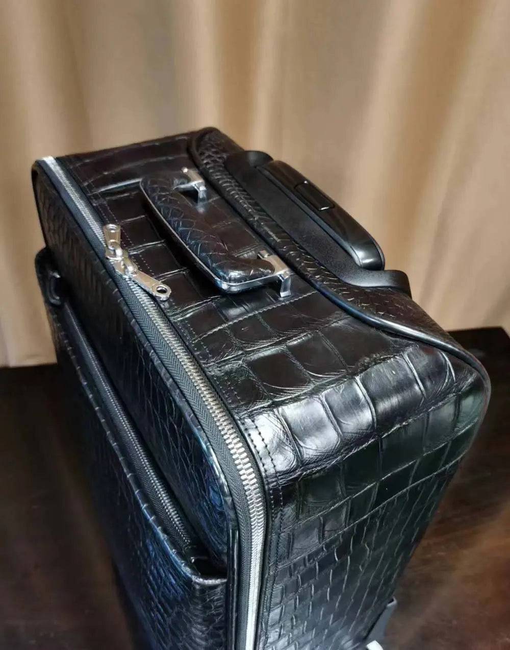 Preorder Crocodile Skin Leather luggage /Roll Aboard Suitcase Weekend/Travel Bag Trolley Case Universal Wheels 20-Inch Black