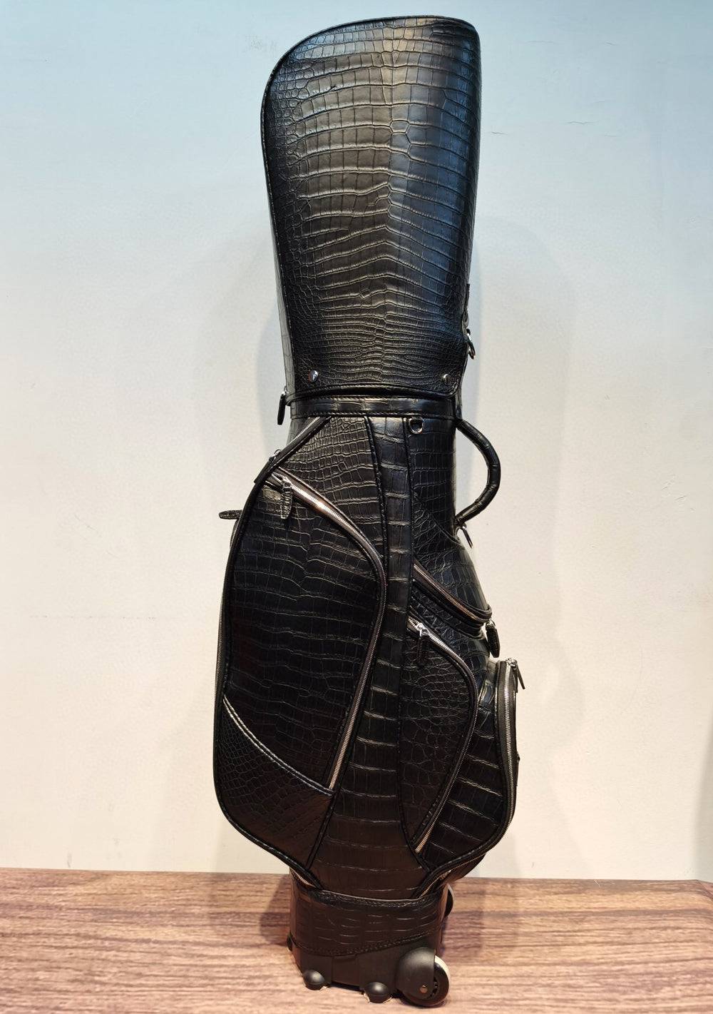 Crocodile Belly Leather Golf Bags ,Golf Sets , Golf Cart Bags & Golf Stand Bags Black With Roller
