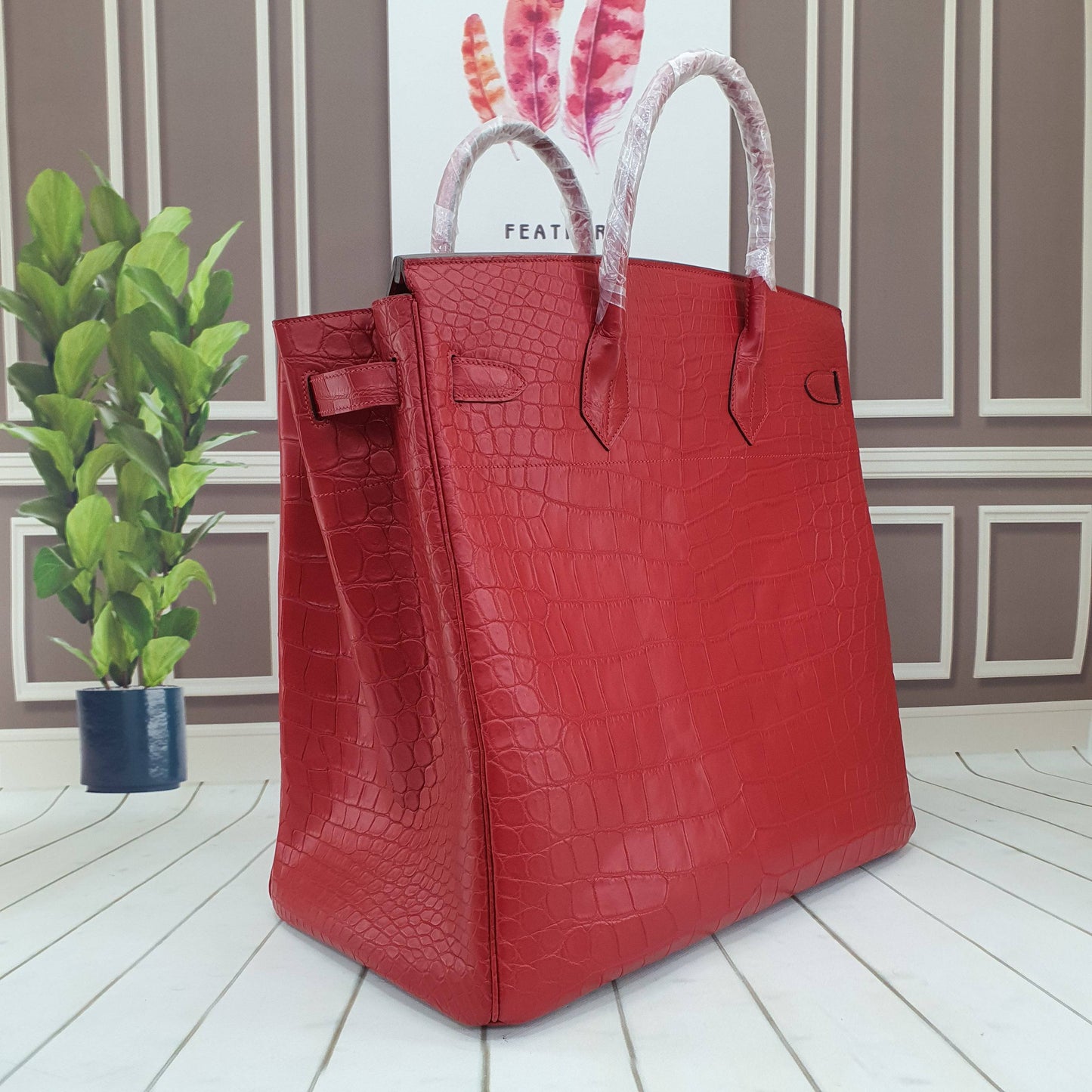 Genuine Crocodile Skin Leather  Oversized Padlock Business Handbags Red