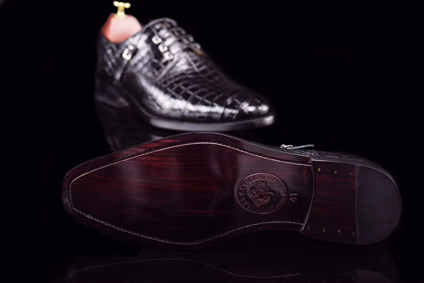 Preorder Lace-Up Shoes In Black Crocodile Skin Leather Black