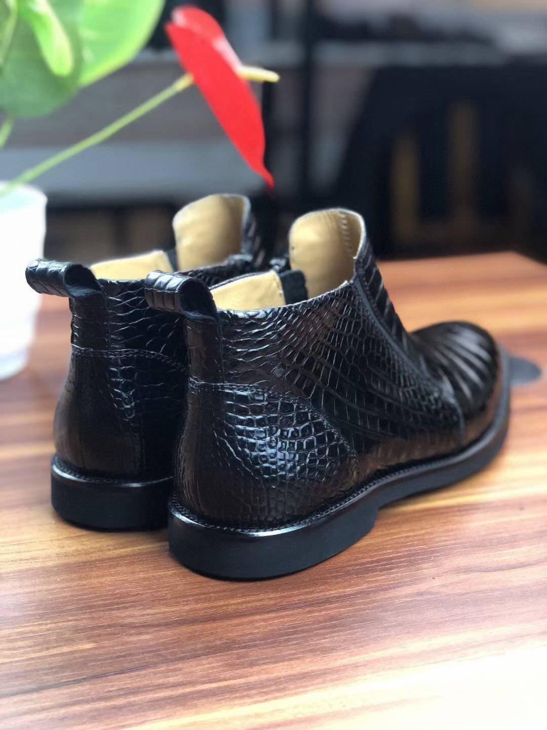 Crocodile Shoes Men's Comfort Craftsman Chelsea Boots