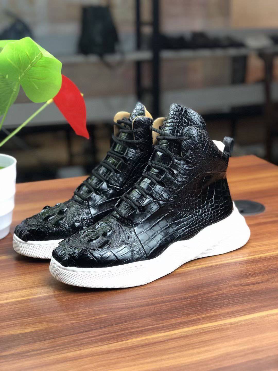 Crocodile Shoes Men's Crocodile Leather Boots Man Martin Boots Leisure Time Boots and Sportwear Man