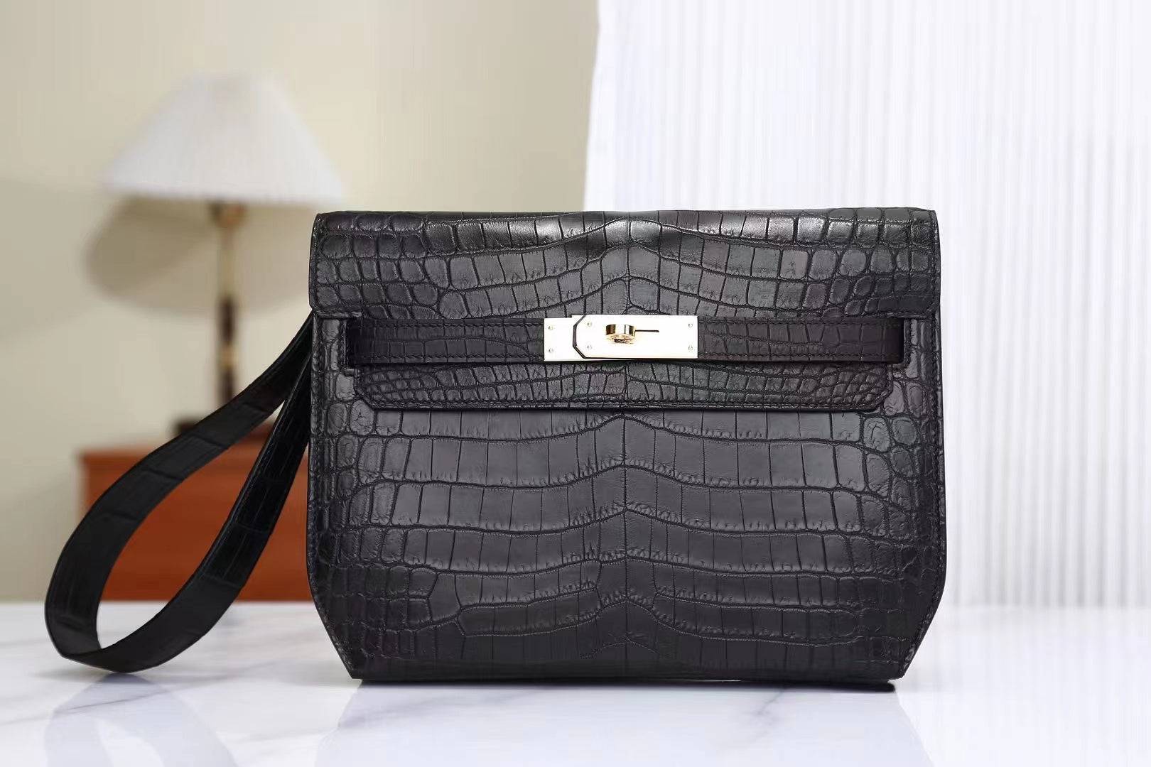Mens  Padlock Handle Wrist Cross Body Bag