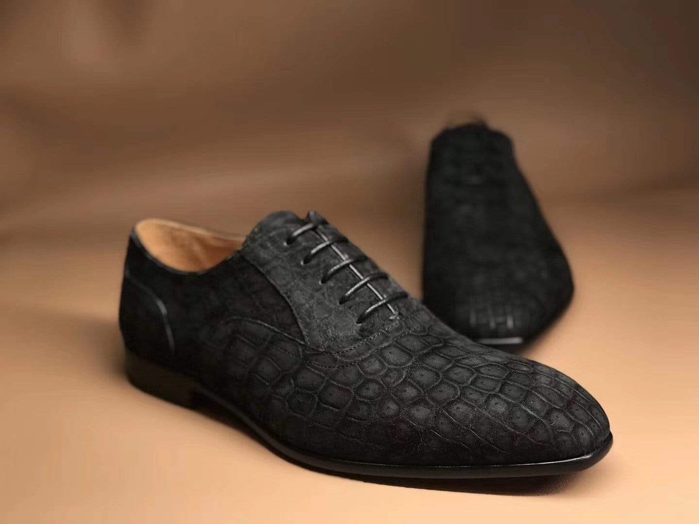 Crocodile Shoes Mens Sanded Crocodile Leather Derby Shoes, Grey